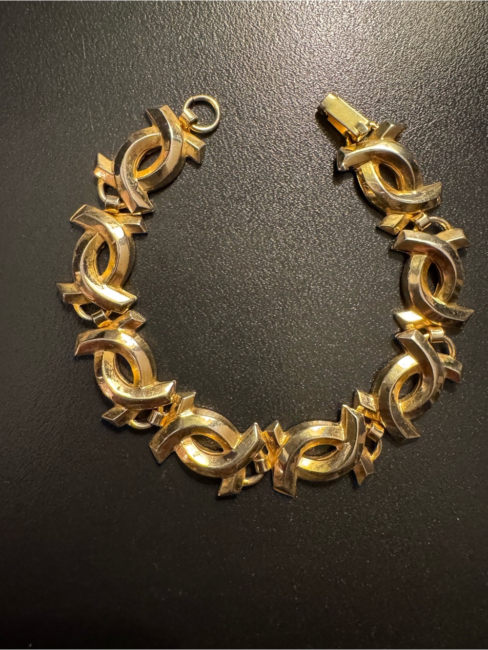 Vintage Gold Tone Interlocking Knot Link Bracelet - 7”